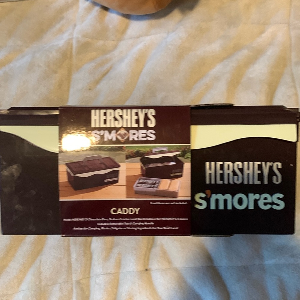Hershey s’mores caddy brand new